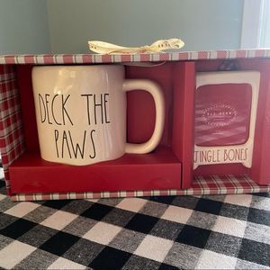 Rae Dunn DECK THE PAWS Mug and Photo Frame Set